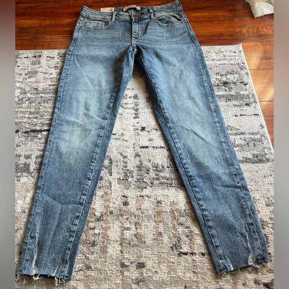 Denim - Zara Z1975 MID RISE RIPPED SKINNY JEANS NEW WITH TAGS SIZE 6